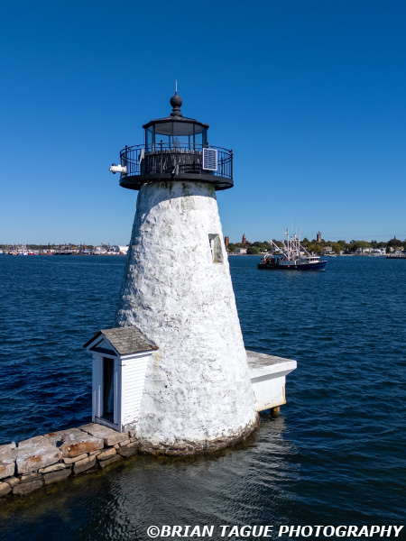 PalmerIslandLight-202410-0820-crp1