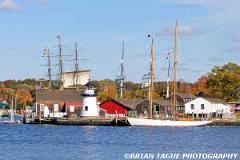 MysticSeaportLight-130 3086-150-4