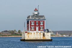 NewLondonLedgeLight-423 6979-150-4